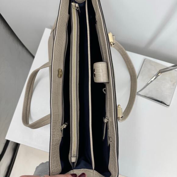 Cole Haan Tail Leather Croc Embossed Tote Taupe Double Zip Work Travel - Picture 6 of 14